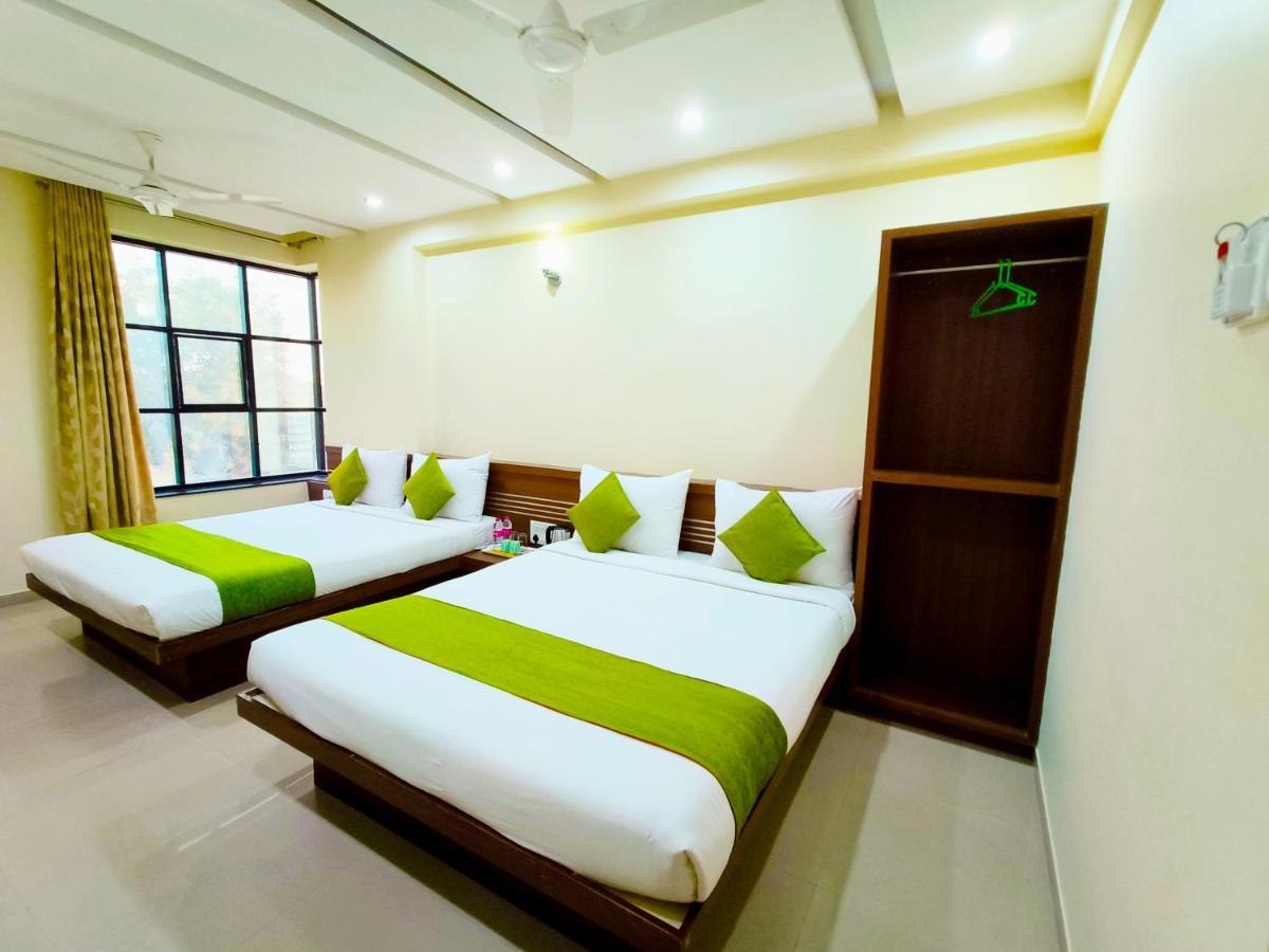 Sai Srushti By Neem Square Hotel Shirdi Exterior photo