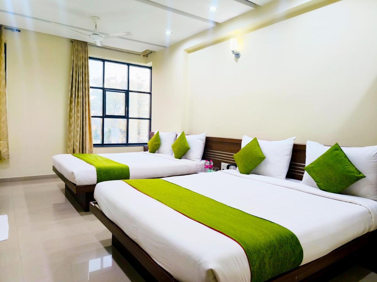 Sai Srushti By Neem Square Hotel Shirdi Exterior photo