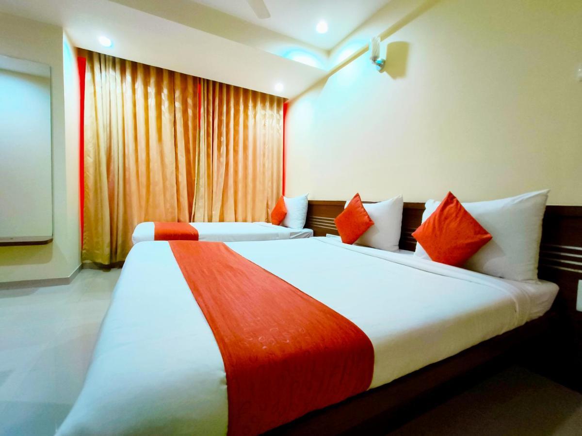 Sai Srushti By Neem Square Hotel Shirdi Exterior photo